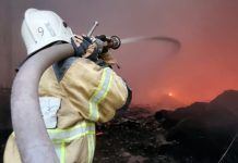 На пожаре в Клепиковском округе сгорели дом, автомобиль и хозяйственная постройка