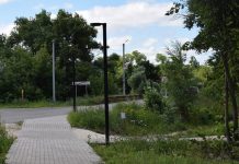 В Спас-Клепиках завершают благоустройство территории на въезде в город