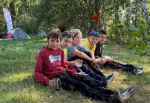 Активисты дружины «Лист» навели порядок на берегах клепиковских озер
